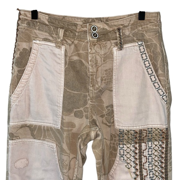 Anthropologie Pilcro The Camp Wanderer Patchwork Jeans Embroidered Boho 29 - Picture 4 of 16